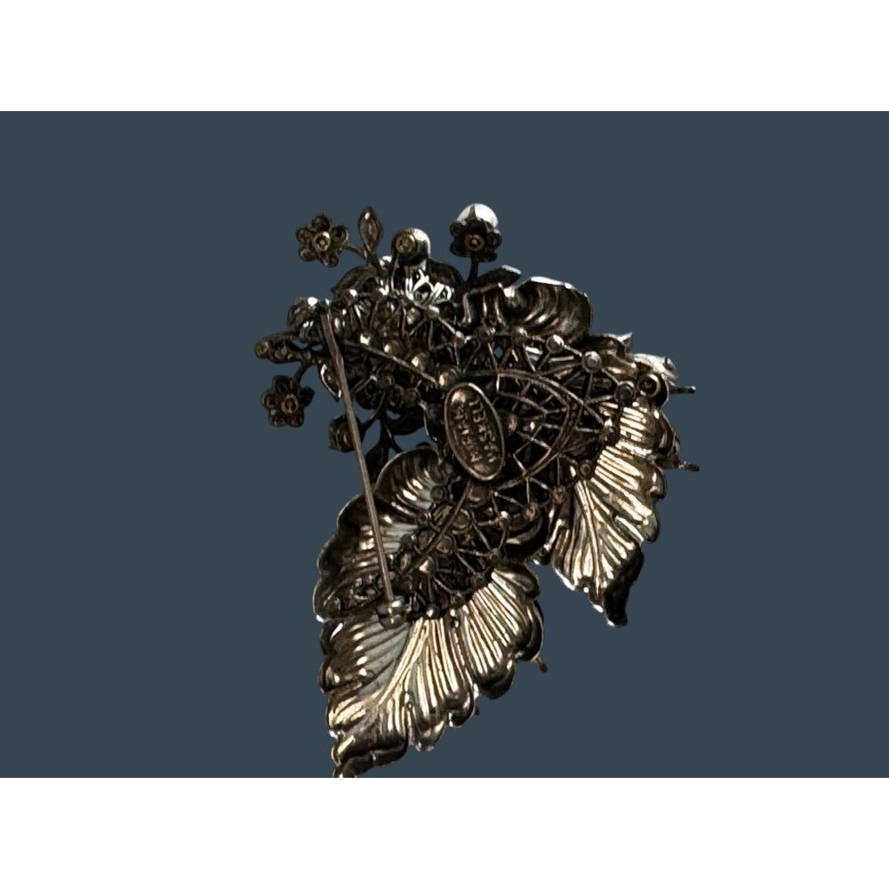 Miriam Haskell Leaf Spray Baroque Pearl Clear Rhinestone Brooch 3" x 2 1/4" - Picture 6 of 7